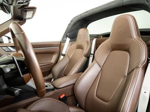 2024 Porsche 911 Targa 4S