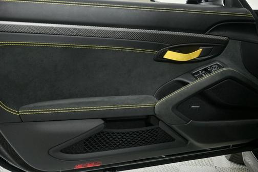 2025 Porsche 718 Spyder RS