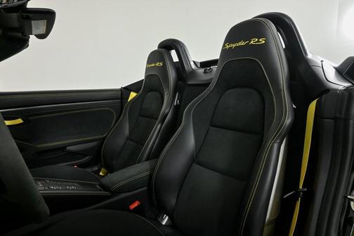 2025 Porsche 718 Spyder RS