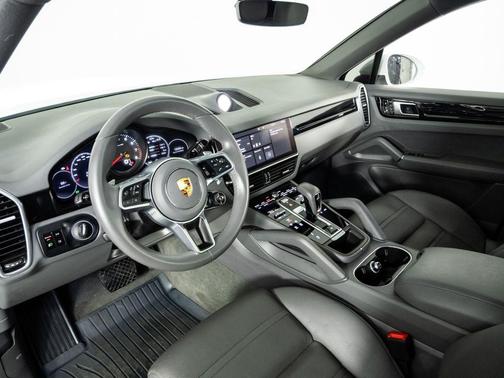 2021 Porsche Cayenne Cayenne