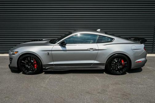 2020 Ford Shelby GT500 Base