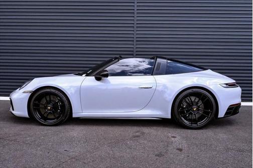 2024 Porsche 911 Targa 4 GTS