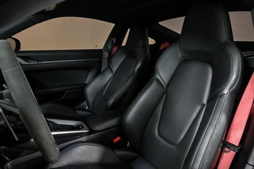 2023 Porsche 911 Carrera