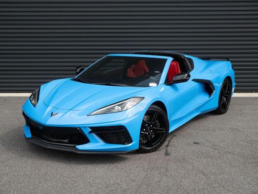 Rapid Blue 2022 Chevrolet Corvette Stingray w/1LT