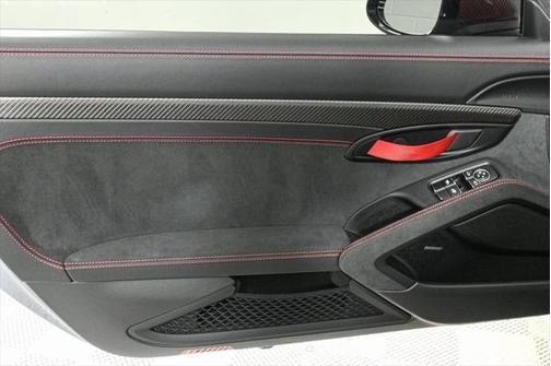 2025 Porsche 718 Spyder RS