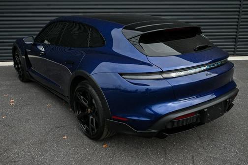 2022 Porsche Taycan 4