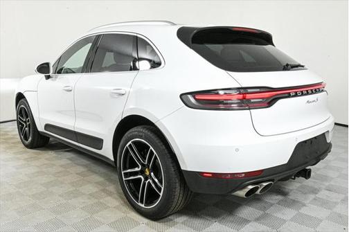 2021 Porsche Macan Base