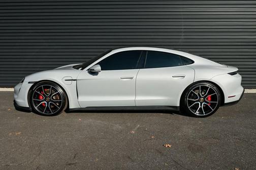 2022 Porsche Taycan 4S