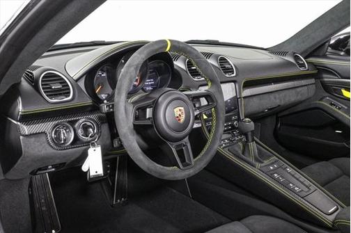 2025 Porsche 718 Spyder RS