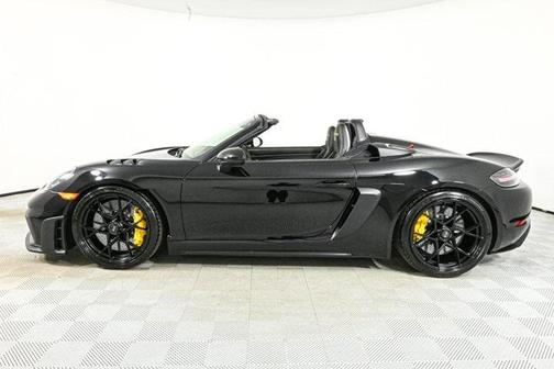 2025 Porsche 718 Spyder RS
