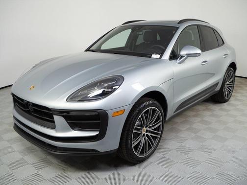 2026 Porsche Macan Base
