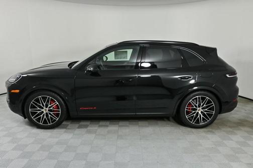 2025 Porsche Cayenne S