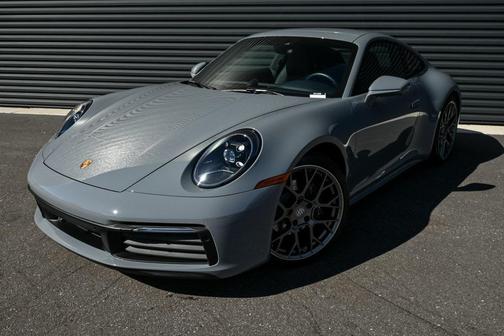 2024 Porsche 911 Carrera