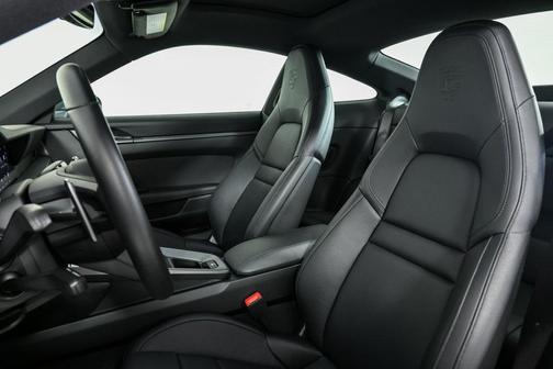 2024 Porsche 911 Carrera