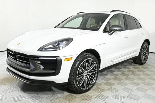 2024 Porsche Macan Base