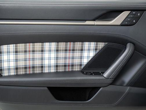 2025 Porsche 911 Turbo S