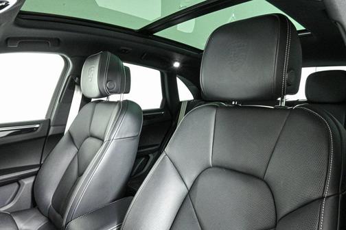 2024 Porsche Macan T