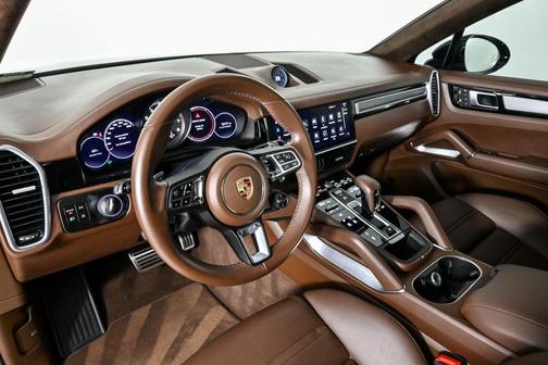 2023 Porsche Cayenne Turbo