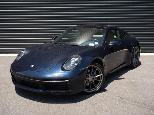Night Blue Metallic 2021 Porsche 911 Carrera