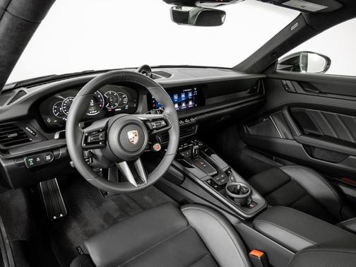 2026 Porsche 911 Carrera GTS