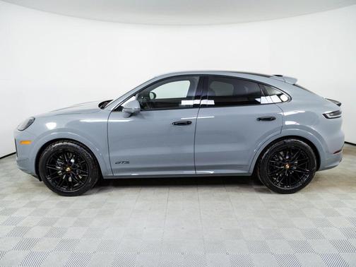 2026 Porsche Cayenne GTS