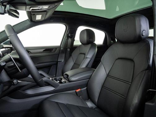 2026 Porsche Cayenne GTS