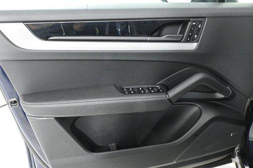 2024 Porsche Cayenne S