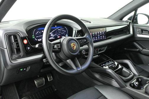 2024 Porsche Cayenne S
