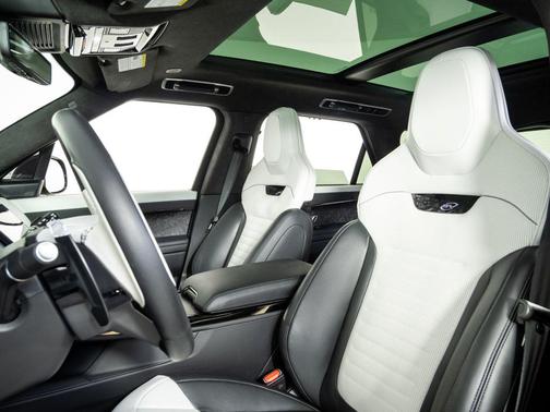 Sunrise Copper SV Bespoke Ultra Met Satin 2025 Land Rover Range Rover Sport P635 SV Edition Two