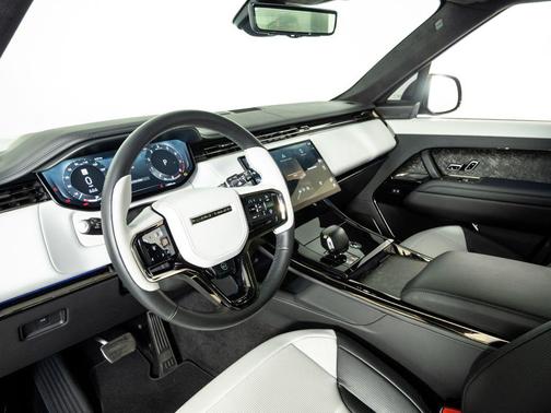 Sunrise Copper SV Bespoke Ultra Met Satin 2025 Land Rover Range Rover Sport P635 SV Edition Two