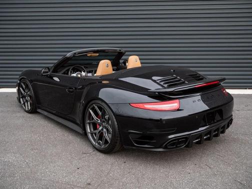 2016 Porsche 911 Turbo