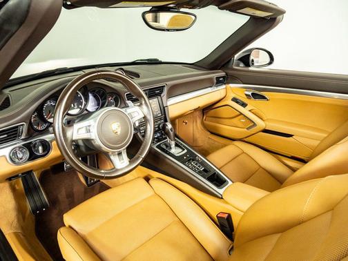 2016 Porsche 911 Turbo