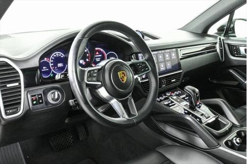 2021 Porsche Cayenne Base