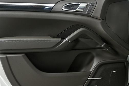 2016 Porsche Cayenne Cayenne