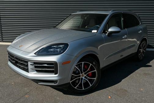 2025 Porsche Cayenne S