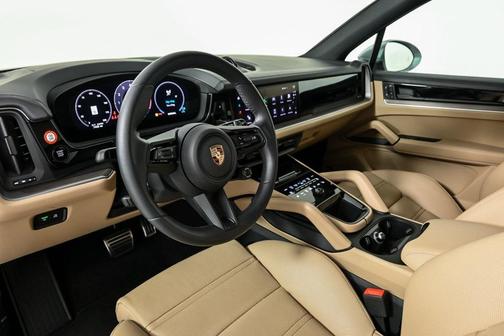 2025 Porsche Cayenne S