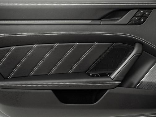 2025 Porsche 911 Carrera