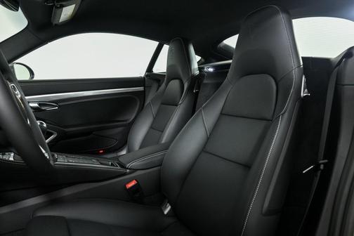 2025 Porsche 718 Cayman Style Edition