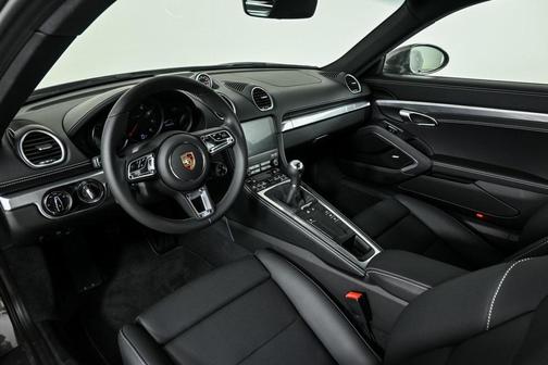 2025 Porsche 718 Cayman Style Edition