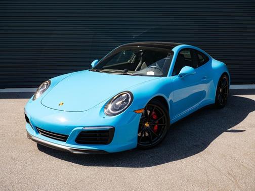Miami Blue 2017 Porsche 911 Carrera 4S