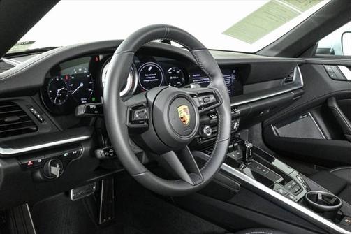 2024 Porsche 911 Carrera GTS