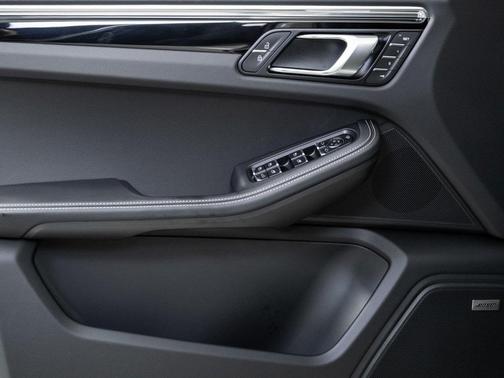 2026 Porsche Macan T