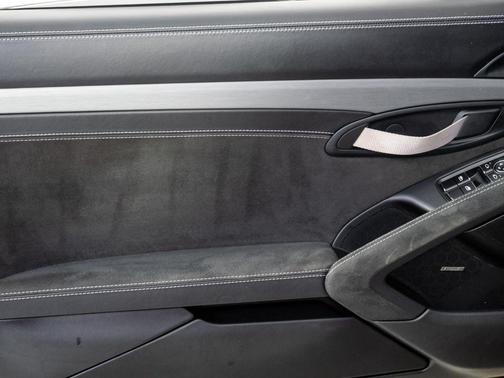 2021 Porsche 718 Cayman GT4