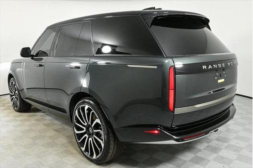 2024 Land Rover Range Rover P530 SE