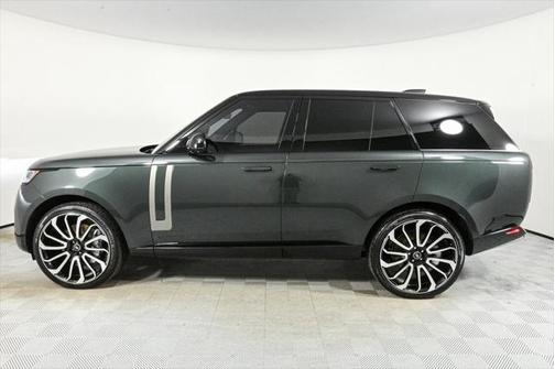 2024 Land Rover Range Rover P530 SE