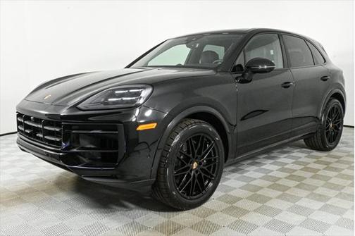 2025 Porsche Cayenne Base