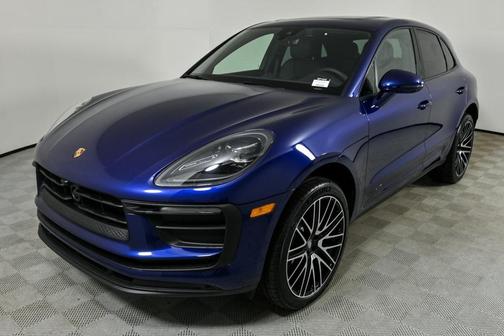 2026 Porsche Macan Base