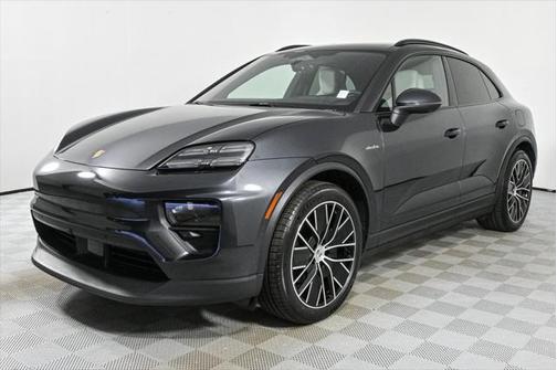 2024 Porsche Macan Base
