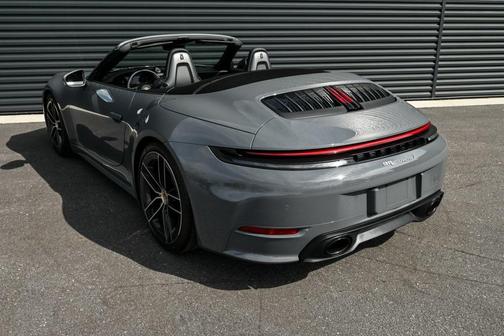 2025 Porsche 911 Carrera T