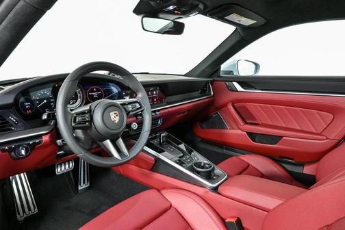 2025 Porsche 911 Turbo S